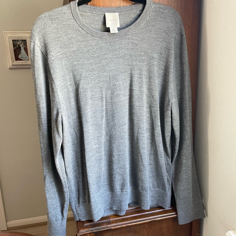 Calvin Klein Gray Sweater men’s size large shrunken